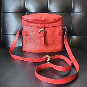 Vintage Holt Renfrew Rippled Red Leather Crossbody Bag Purse 1980s Made in Italy